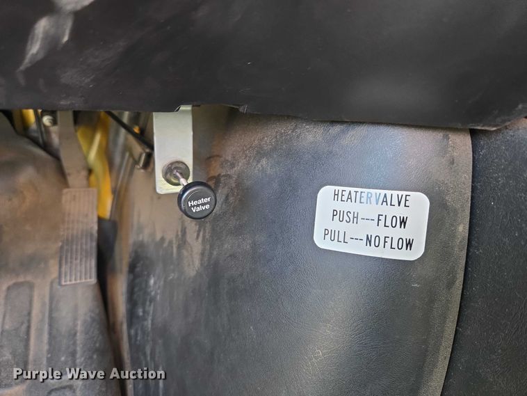 image for item ET5241 2014 Chevrolet Express school bus