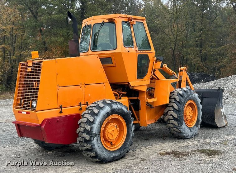 image for item ET6569 1988 Case W20C wheel loader