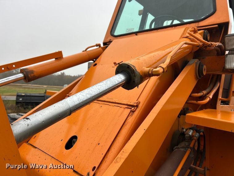 image for item ET6569 1988 Case W20C wheel loader