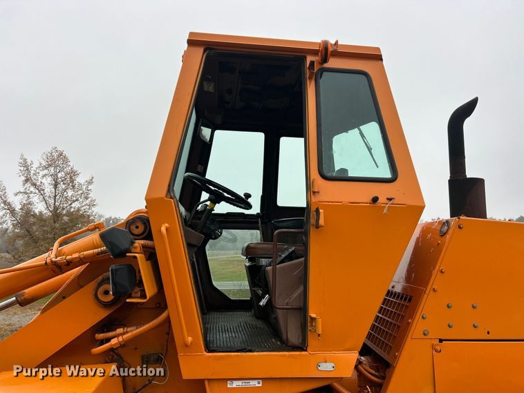 image for item ET6569 1988 Case W20C wheel loader