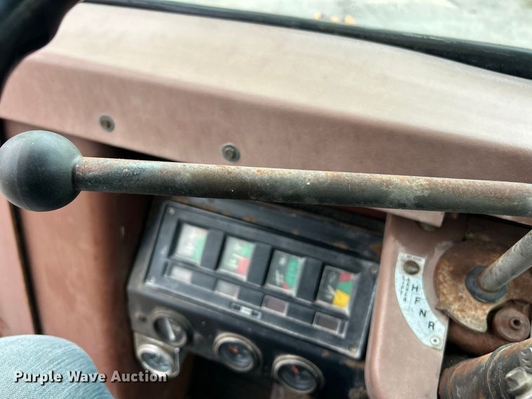 image for item ET6569 1988 Case W20C wheel loader