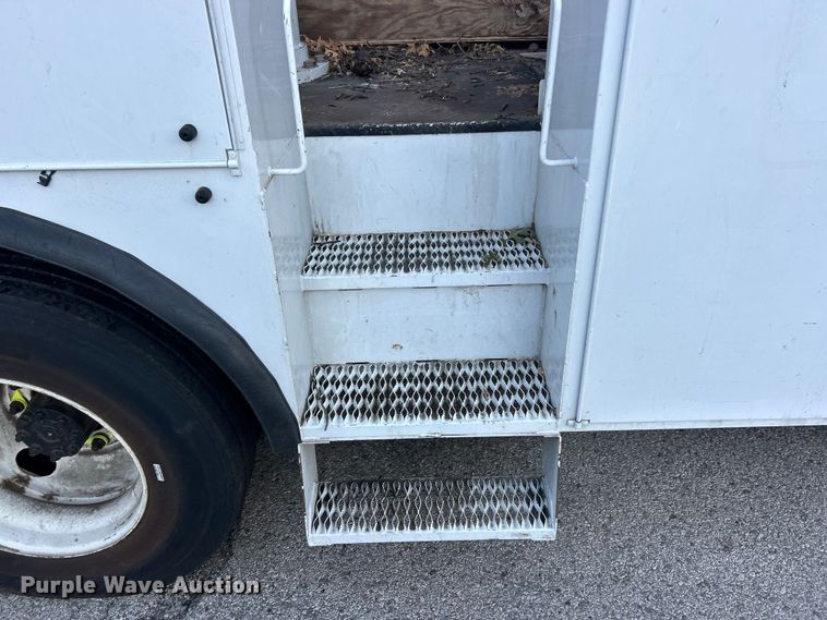 image for item ET6587 2014 International 4300 forestry bucket truck