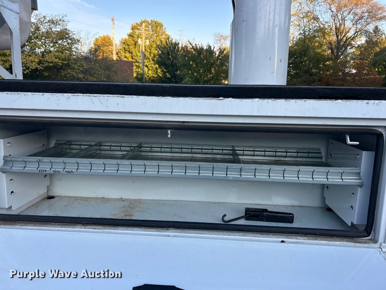 image for item ET6587 2014 International 4300 forestry bucket truck