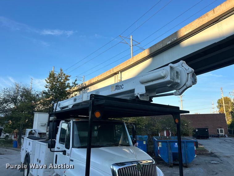 image for item ET6587 2014 International 4300 forestry bucket truck