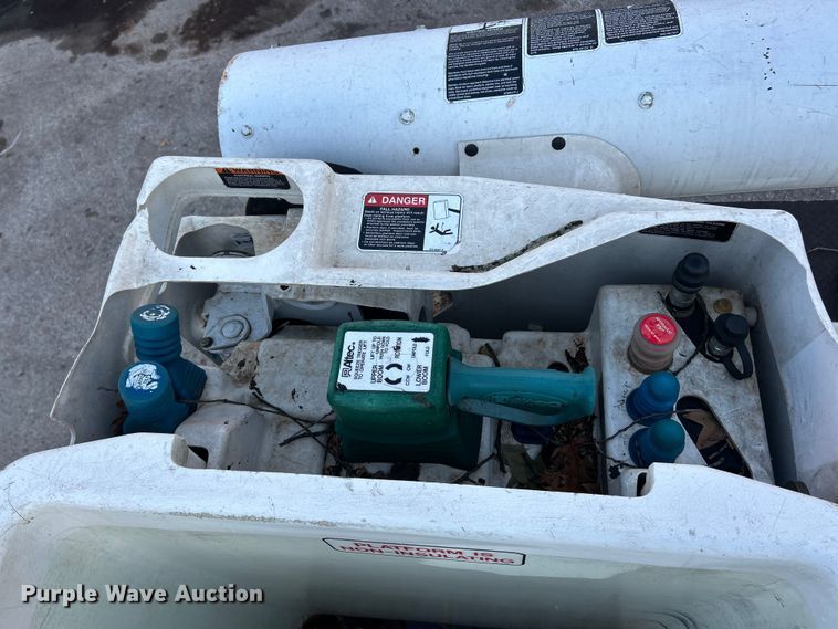 image for item ET6587 2014 International 4300 forestry bucket truck