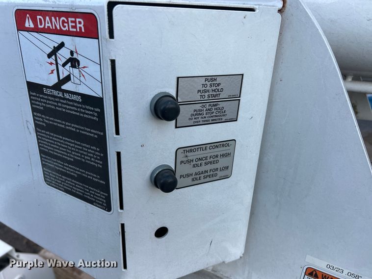 image for item ET6587 2014 International 4300 forestry bucket truck