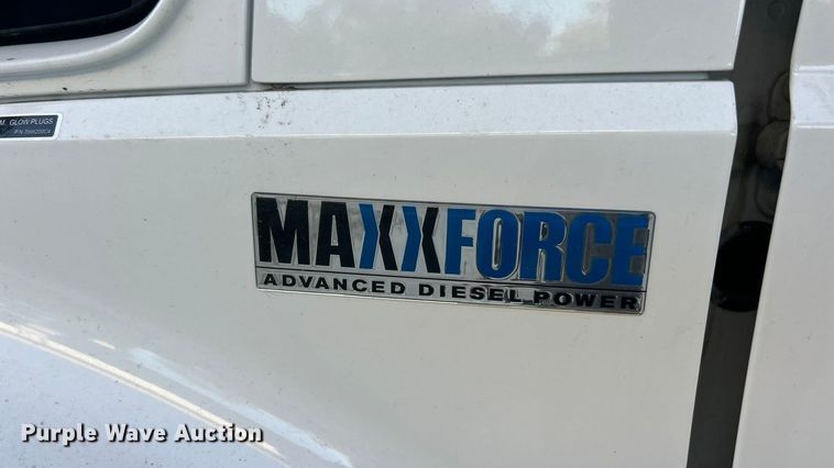 image for item ET6587 2014 International 4300 forestry bucket truck