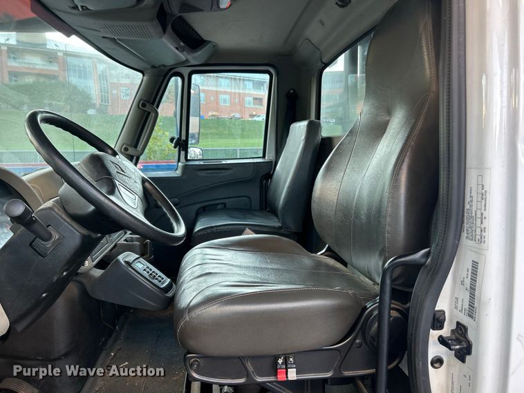 image for item ET6587 2014 International 4300 forestry bucket truck