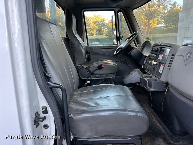 image for item ET6587 2014 International 4300 forestry bucket truck