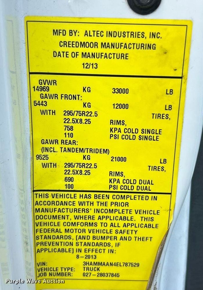 image for item ET6587 2014 International 4300 forestry bucket truck