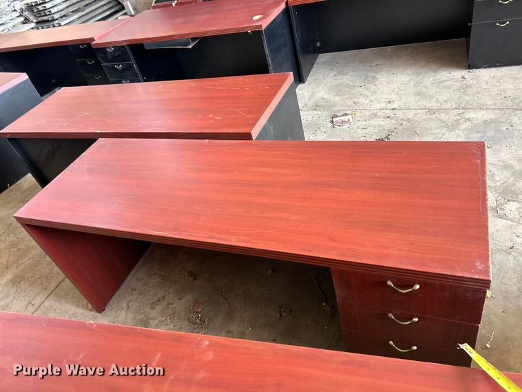 image for item ET6611 (14) desks