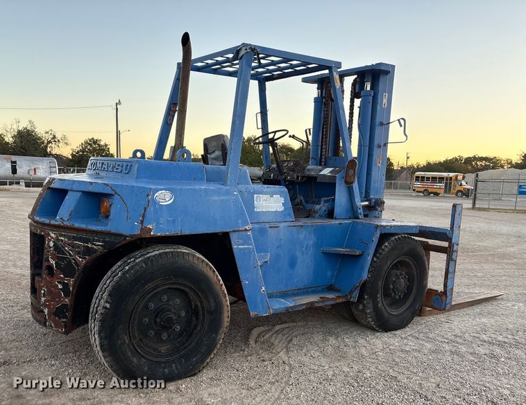 image for item ET7177 Komatsu FD70-3 forklift