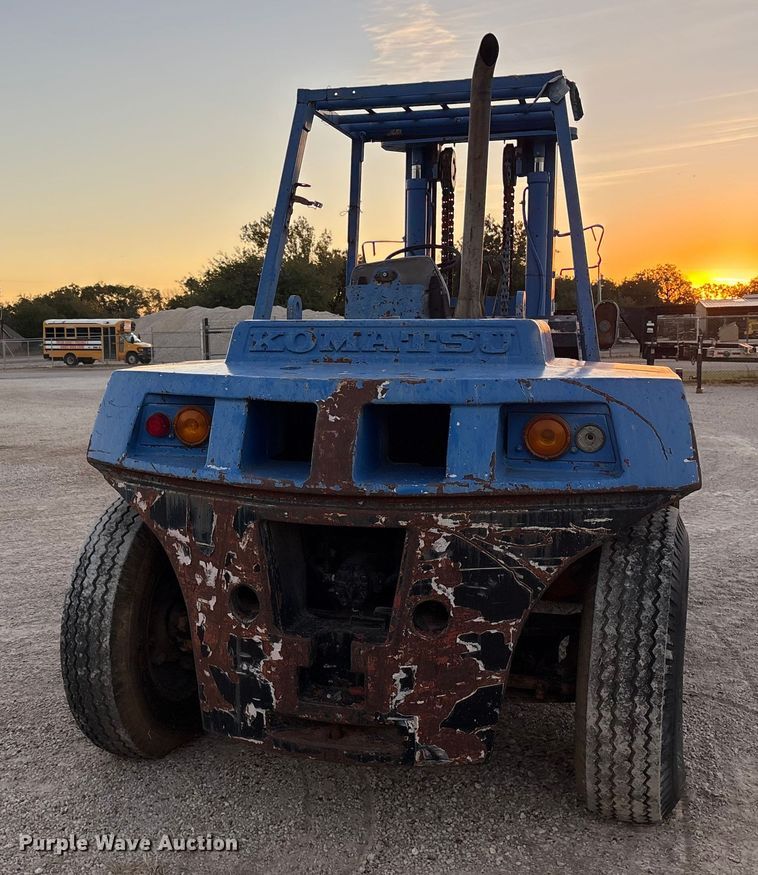 image for item ET7177 Komatsu FD70-3 forklift