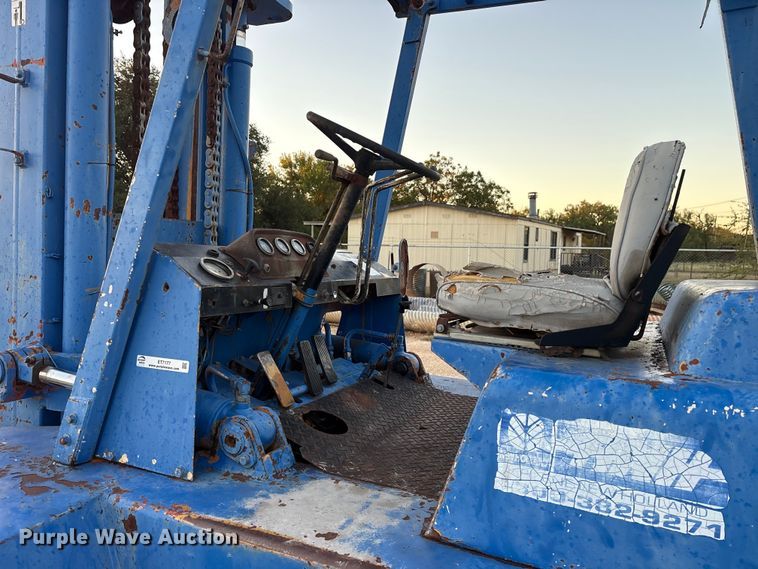 image for item ET7177 Komatsu FD70-3 forklift