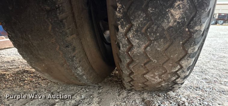 image for item ET7177 Komatsu FD70-3 forklift