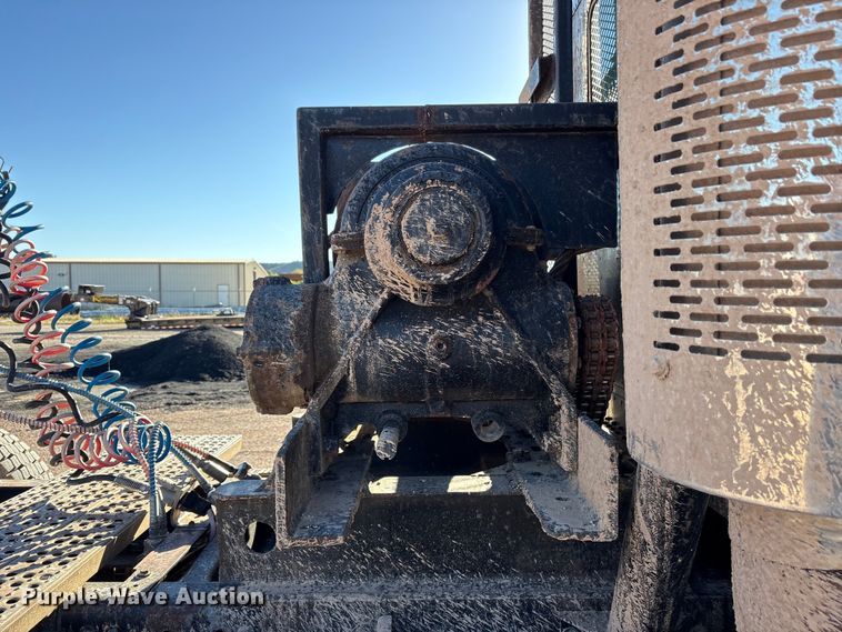 image for item ET7178 1990 Freightliner FLD semi truck