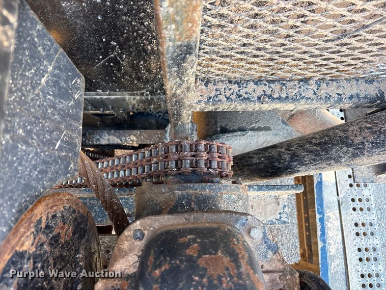 image for item ET7178 1990 Freightliner FLD semi truck