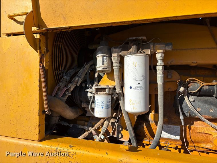 image for item ET7179 1991 John Deere 770BH motor grader