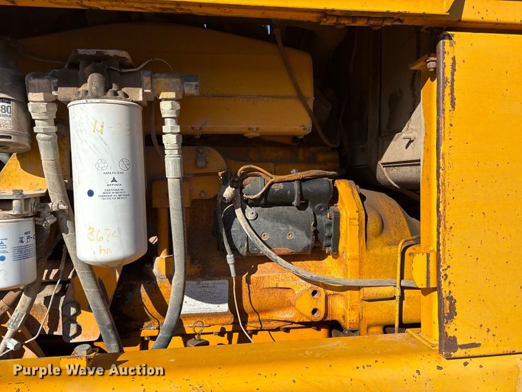 image for item ET7179 1991 John Deere 770BH motor grader