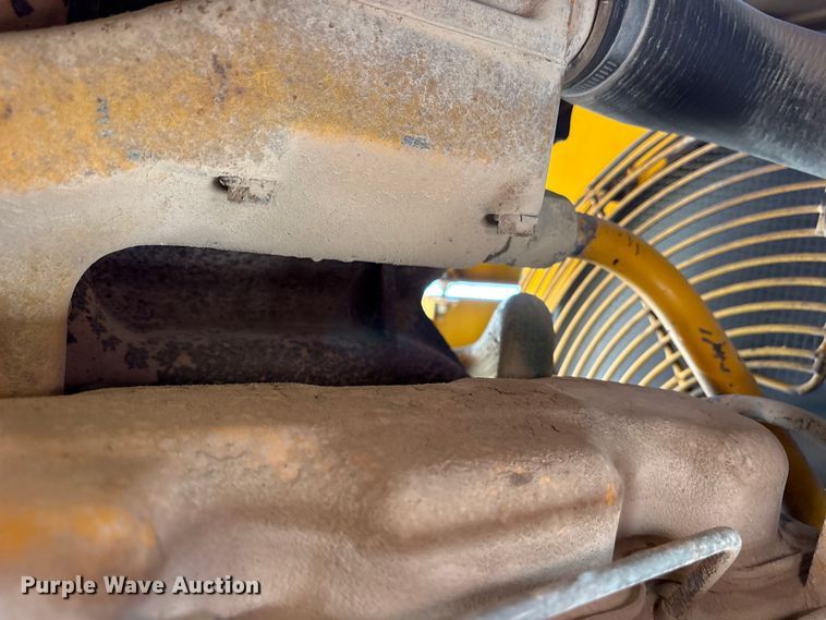 image for item ET7179 1991 John Deere 770BH motor grader