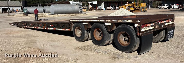 image for item ET7181 1975 Hyster lowboy equipment trailer