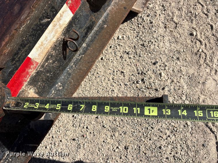 image for item ET7181 1975 Hyster lowboy equipment trailer