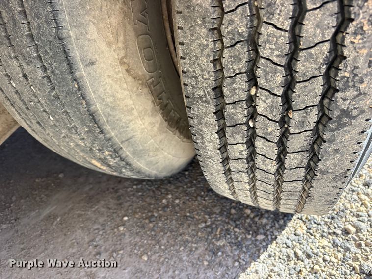 image for item ET7181 1975 Hyster lowboy equipment trailer