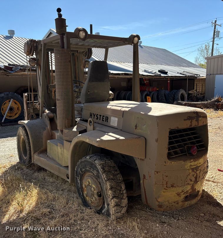 image for item ET7182 1981 Hyster H100F AF 48 forklift
