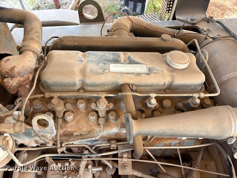 image for item ET7182 1981 Hyster H100F AF 48 forklift