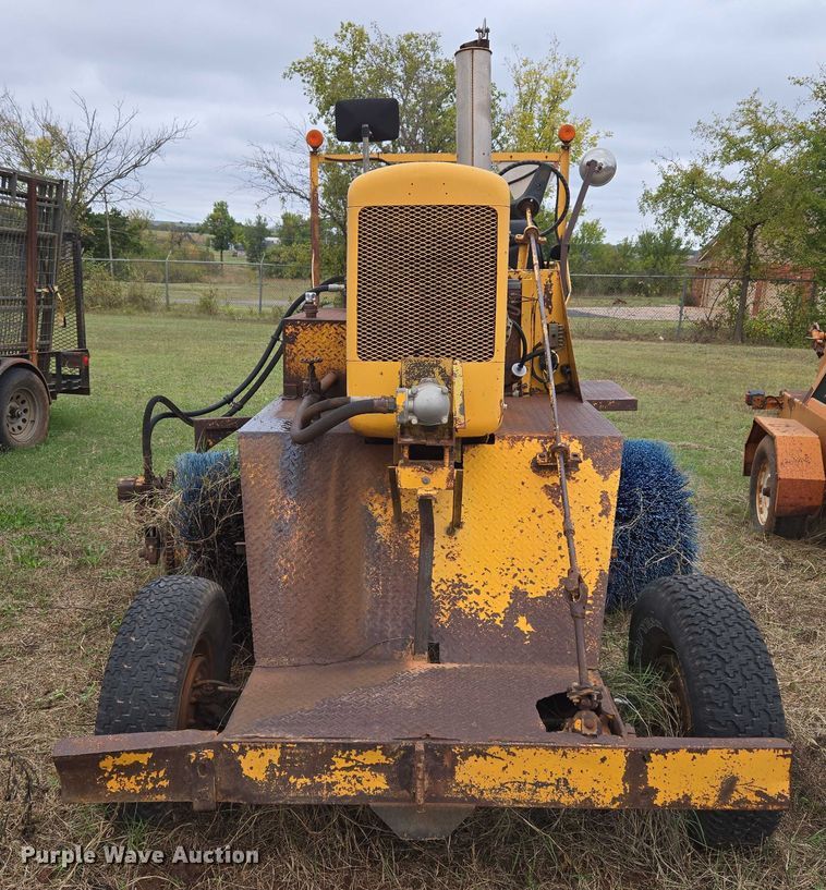 image for item EU3942 Broce Broom broom