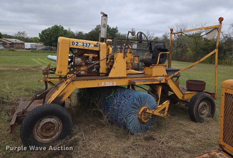 image for item EU3942 Broce Broom broom