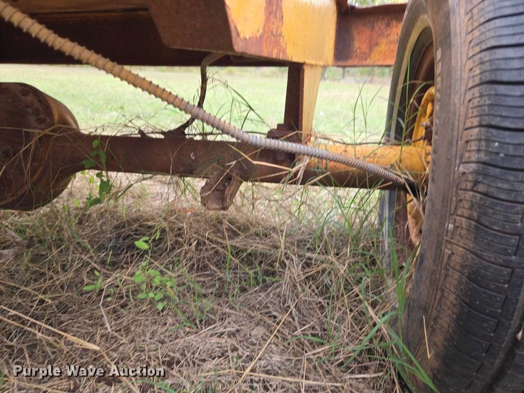 image for item EU3942 Broce Broom broom