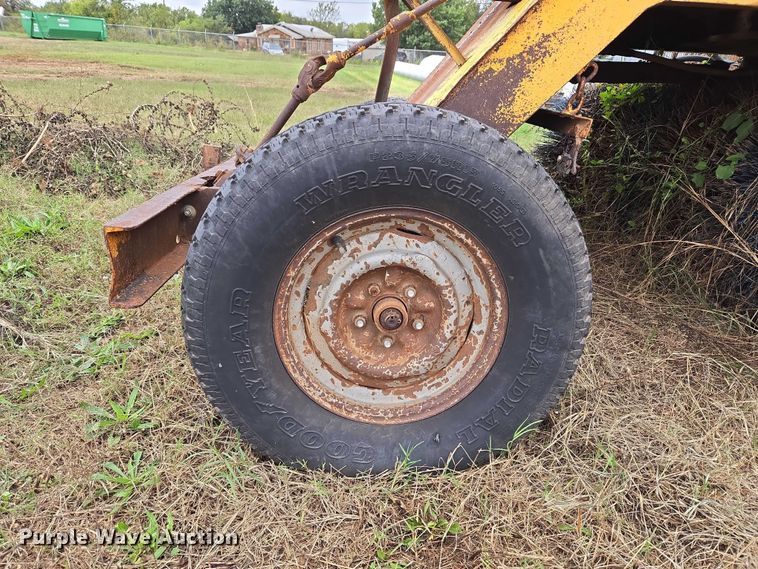 image for item EU3942 Broce Broom broom