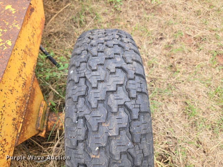 image for item EU3942 Broce Broom broom