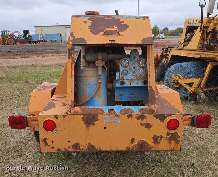 image for item EU3943 1967 Gardner-Denver P150GB air compressor