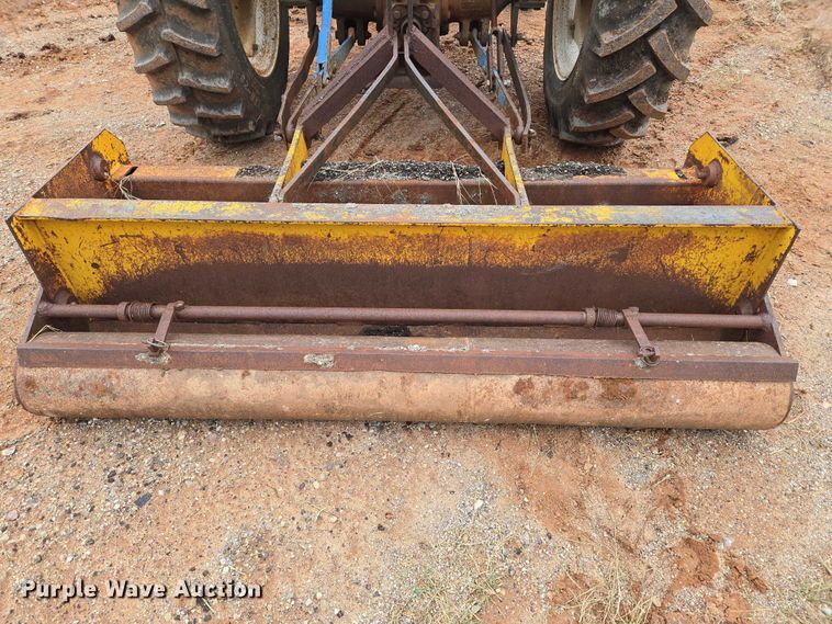 image for item EU3944 1983 Ford 3910 tractor