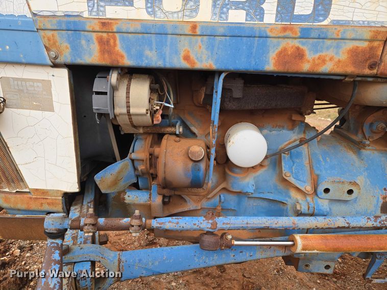 image for item EU3944 1983 Ford 3910 tractor