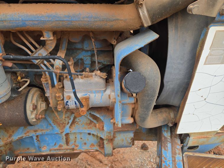 image for item EU3944 1983 Ford 3910 tractor