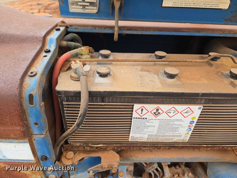 image for item EU3944 1983 Ford 3910 tractor