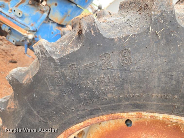 image for item EU3944 1983 Ford 3910 tractor