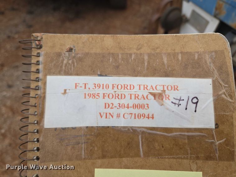image for item EU3944 1983 Ford 3910 tractor