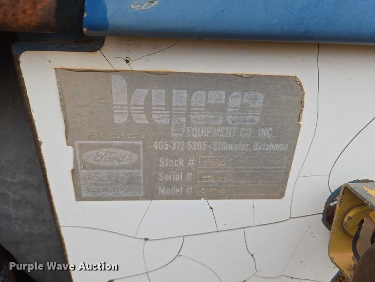 image for item EU3944 1983 Ford 3910 tractor