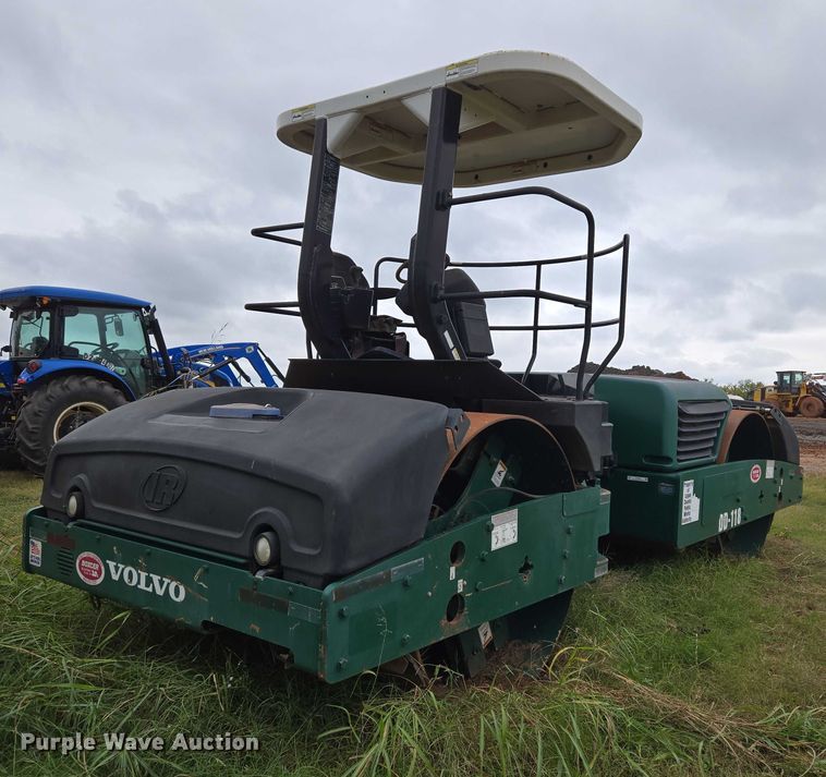 image for item EU3945 Volvo DD118HF double drum vibratory roller