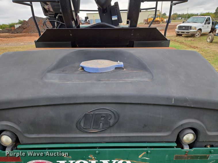 image for item EU3945 Volvo DD118HF double drum vibratory roller