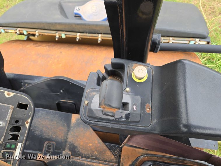 image for item EU3945 Volvo DD118HF double drum vibratory roller