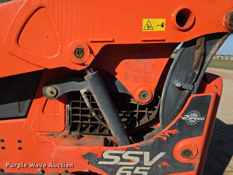 image for item EU3991 2016 Kubota SSV65 skid steer loader