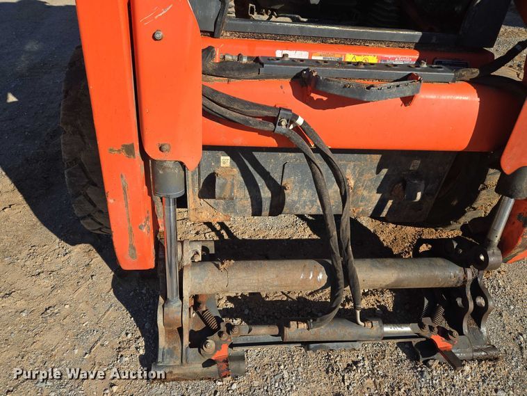image for item EU3991 2016 Kubota SSV65 skid steer loader