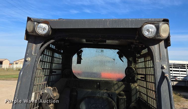 image for item EU3991 2016 Kubota SSV65 skid steer loader