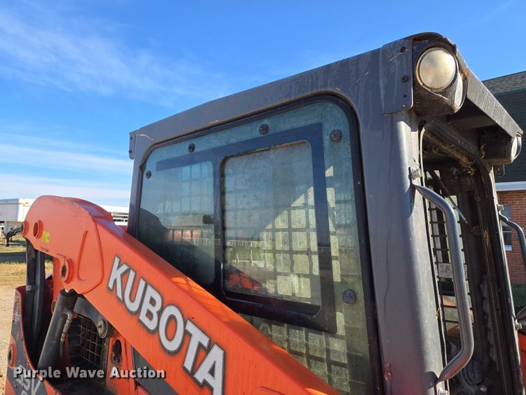 image for item EU3991 2016 Kubota SSV65 skid steer loader