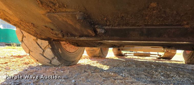 image for item EU3991 2016 Kubota SSV65 skid steer loader